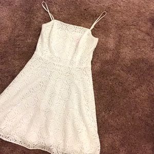 white lily pulitzer dress